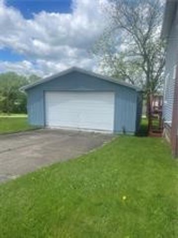 506 Spearman, Farrell, PA 16121