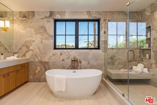 744 Iliff Street, Los Angeles, CA 90272