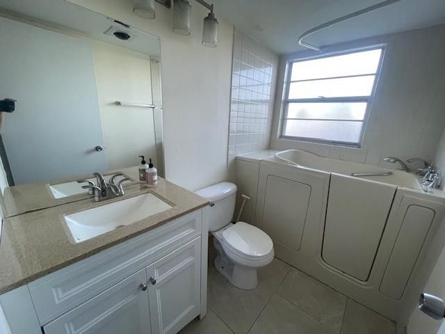 589 Fanshaw O 589, Boca Raton, FL 33434