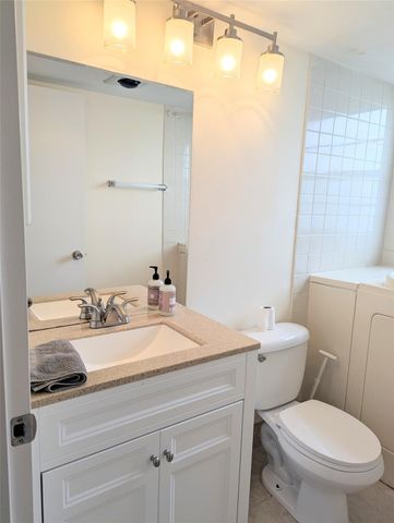 589 Fanshaw O 589, Boca Raton, FL 33434