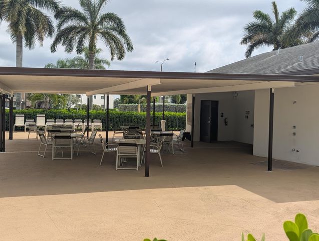 589 Fanshaw O 589, Boca Raton, FL 33434