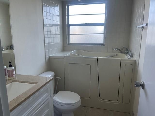 589 Fanshaw O 589, Boca Raton, FL 33434