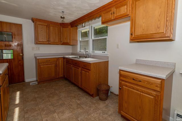 16988 New Road, Bremen, IN 46506