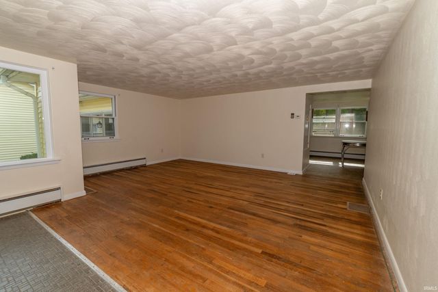 16988 New Road, Bremen, IN 46506