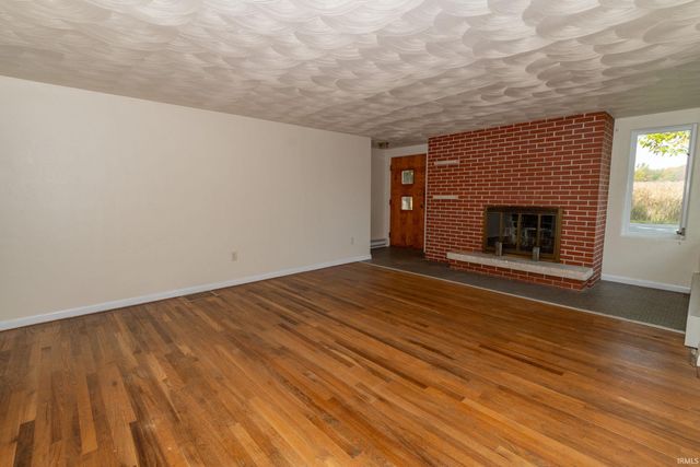 16988 New Road, Bremen, IN 46506