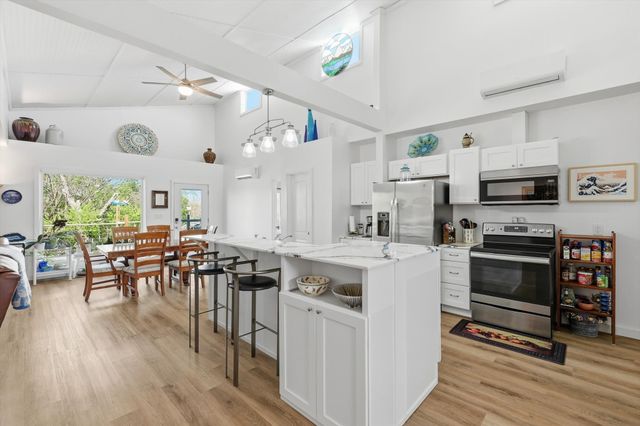 395 Lone Trail, Rhome, TX 76078