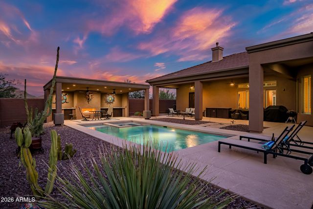 42144 N MOUNTAIN COVE Drive, Phoenix, AZ 85086