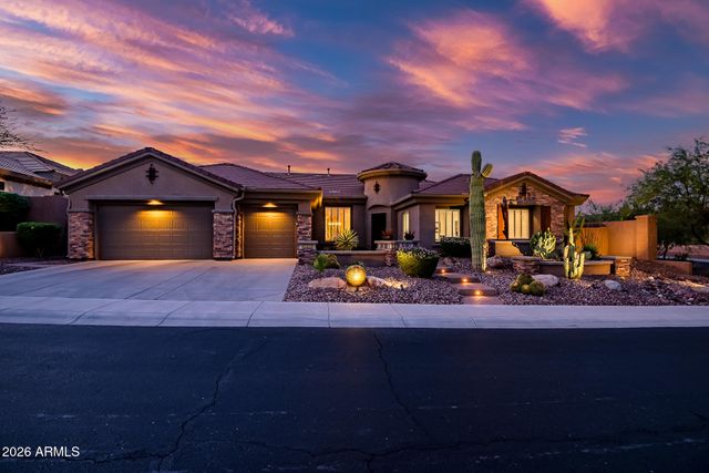 42144 N MOUNTAIN COVE Drive, Phoenix, AZ 85086