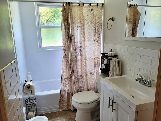 51 Jericho Road, Berlin, NH 03570