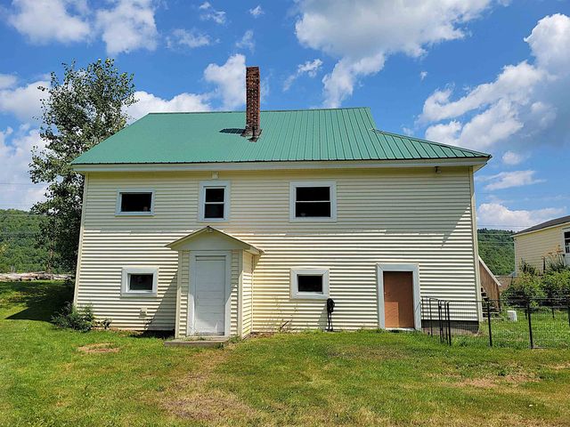 51 Jericho Road, Berlin, NH 03570