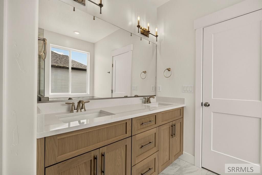 Image 19 of property listing at 426 Sage Lakes Blvd, Idaho Falls, ID 83401