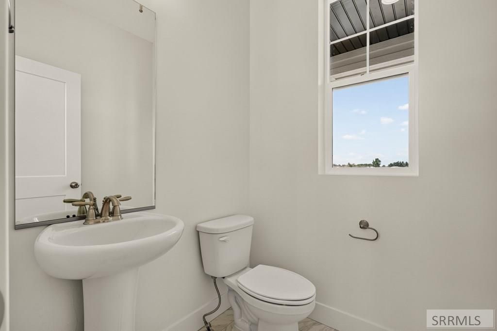 Image 24 of property listing at 426 Sage Lakes Blvd, Idaho Falls, ID 83401