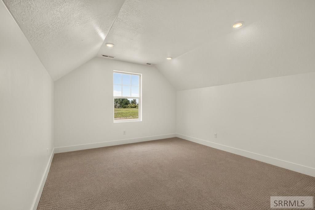 Image 28 of property listing at 426 Sage Lakes Blvd, Idaho Falls, ID 83401