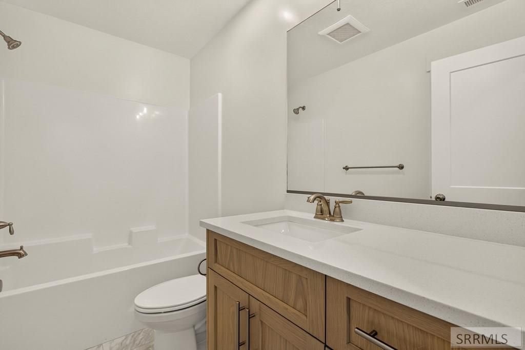 Image 30 of property listing at 426 Sage Lakes Blvd, Idaho Falls, ID 83401