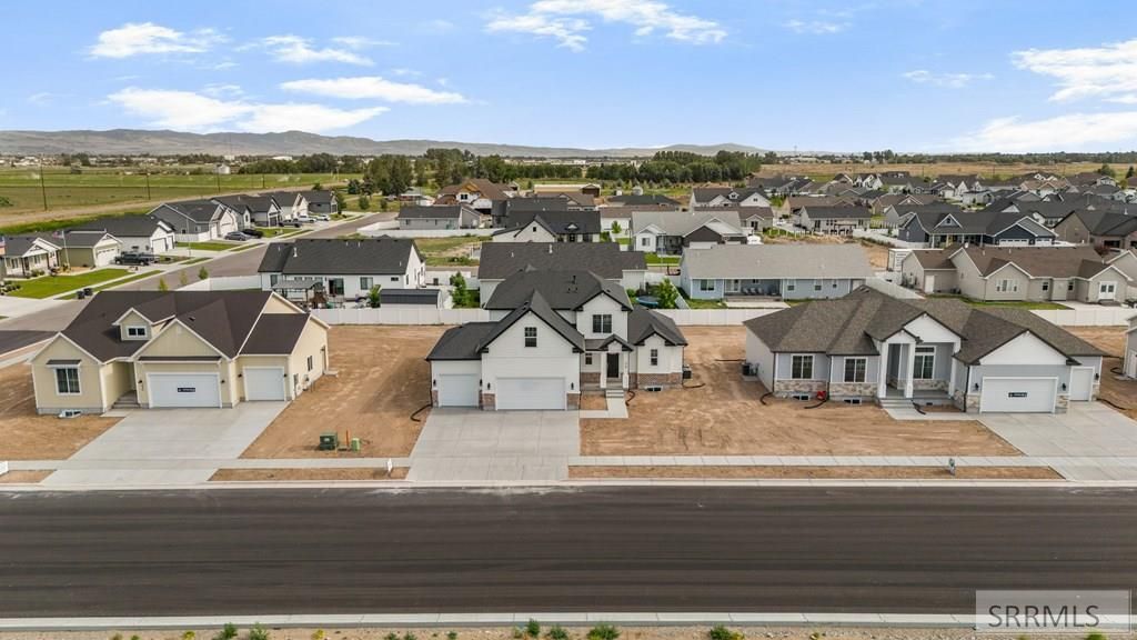 Image 43 of property listing at 426 Sage Lakes Blvd, Idaho Falls, ID 83401