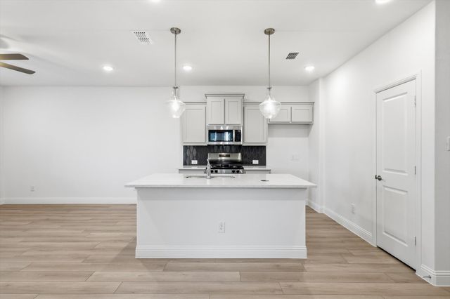 204 Griffith Drive 17, Princeton, TX 75407