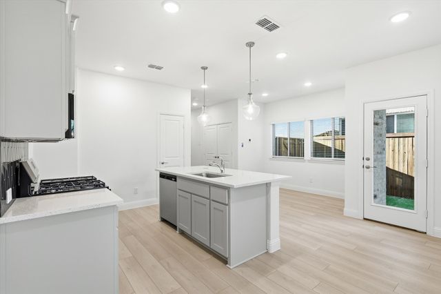 204 Griffith Drive 17, Princeton, TX 75407