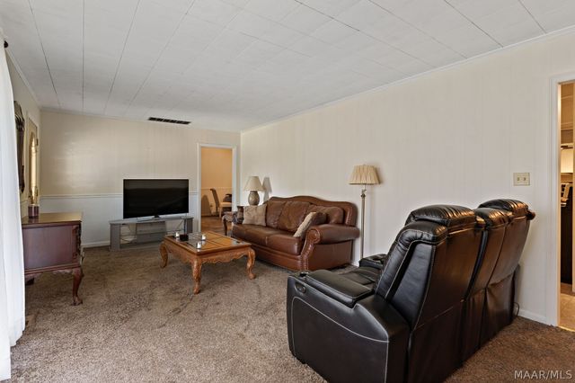 400 Studdard Drive, Clanton, AL 35045