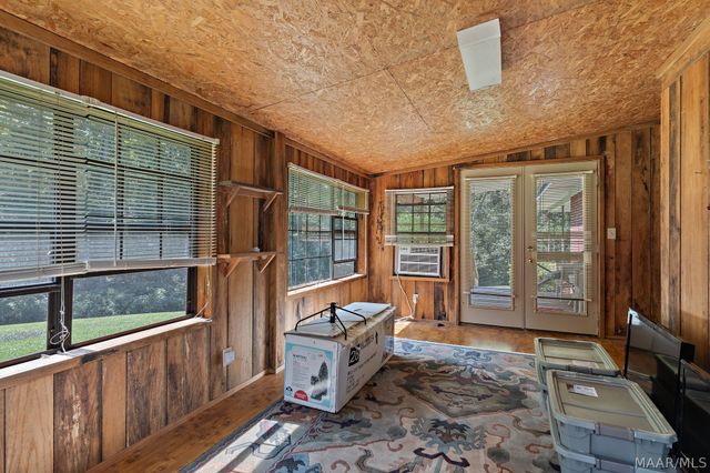 400 Studdard Drive, Clanton, AL 35045