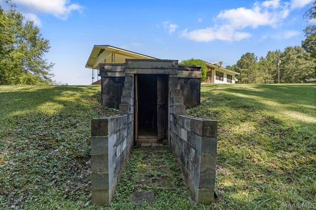 400 Studdard Drive, Clanton, AL 35045