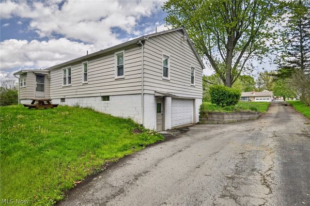 1389 Eastview Drive, Salem, OH 44460