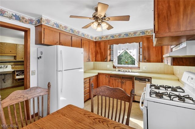 1389 Eastview Drive, Salem, OH 44460