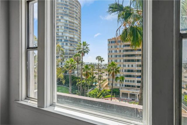 10 Atlantic 601, Long Beach, CA 90802