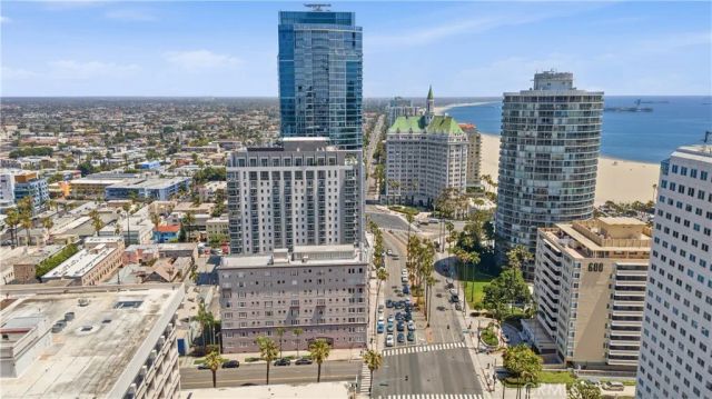 10 Atlantic 601, Long Beach, CA 90802