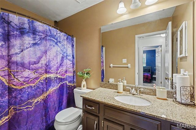13 Running Waters Court, St Charles, MO 63304