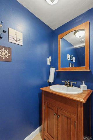 13 Running Waters Court, St Charles, MO 63304