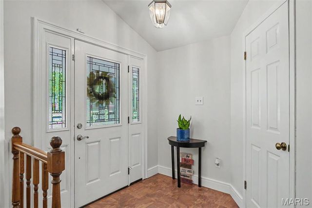 13 Running Waters Court, St Charles, MO 63304