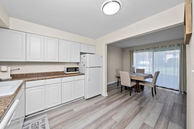 4112 192nd Court 209, Country Club Hills, IL 60478