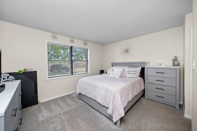 4112 192nd Court 209, Country Club Hills, IL 60478