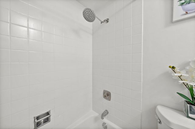 4112 192nd Court 209, Country Club Hills, IL 60478