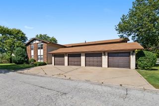 4112 192nd Court 209, Country Club Hills, IL 60478