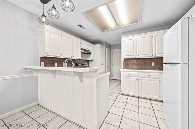 1620 Hunter Hill Drive, Van Buren, AR 72956