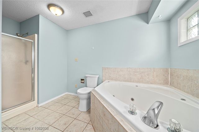 1620 Hunter Hill Drive, Van Buren, AR 72956