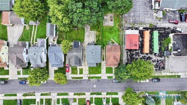 3941 Leybourn Avenue, Toledo, OH 43612