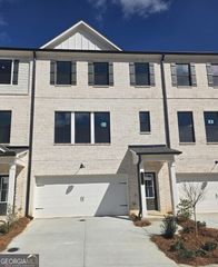 2825 Rosehall Way, Lawrenceville, GA 30044