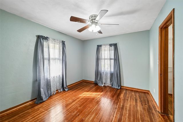 304 South Street, Urbana, IA 52345