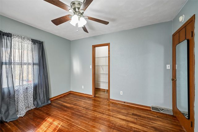 304 South Street, Urbana, IA 52345