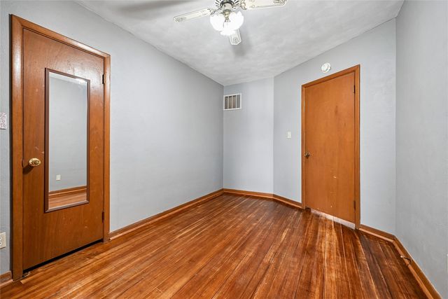 304 South Street, Urbana, IA 52345