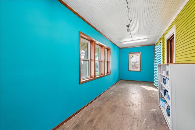 304 South Street, Urbana, IA 52345