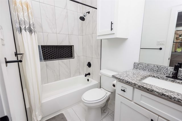 3231 Fairview Avenue, Dallas, TX 75223