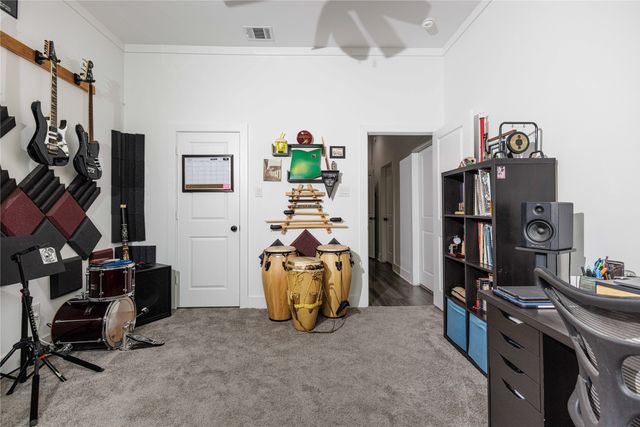 3231 Fairview Avenue, Dallas, TX 75223