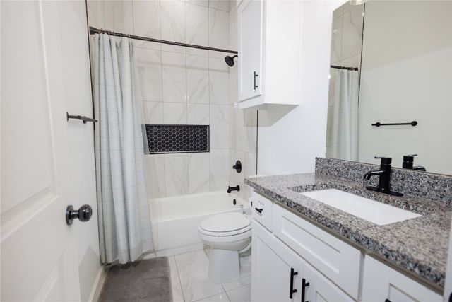 3231 Fairview Avenue, Dallas, TX 75223