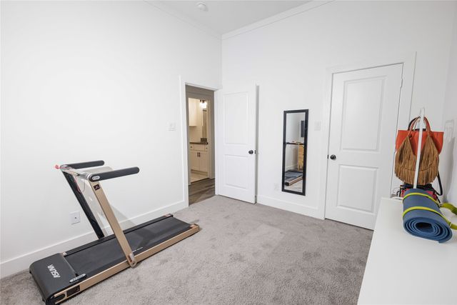 3231 Fairview Avenue, Dallas, TX 75223