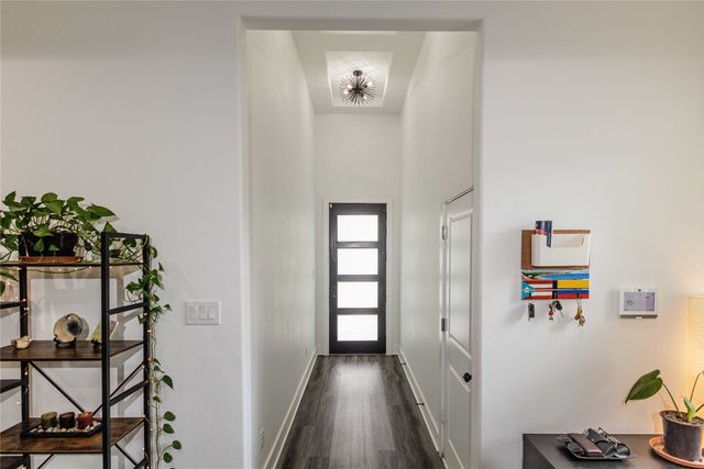 3231 Fairview Avenue, Dallas, TX 75223