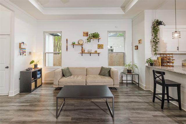 3231 Fairview Avenue, Dallas, TX 75223