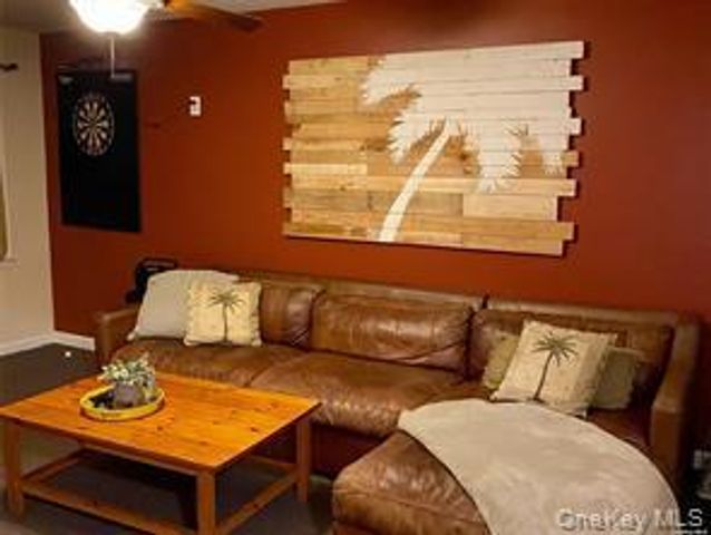 514 E Park Avenue UPPER, Long Beach, NY 11561